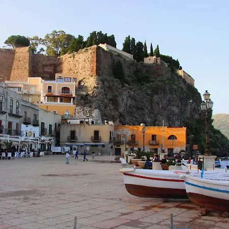 Casa Canneto Mare Apartment *